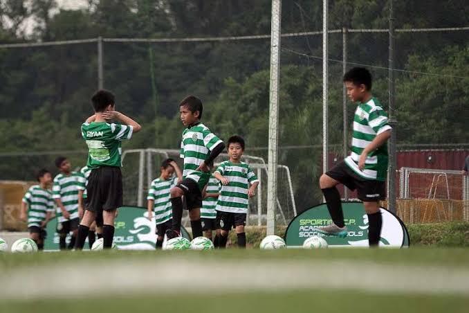 Akademi Ajax vs Akademi Lisbon, Mana Yang Lebih Sangar?