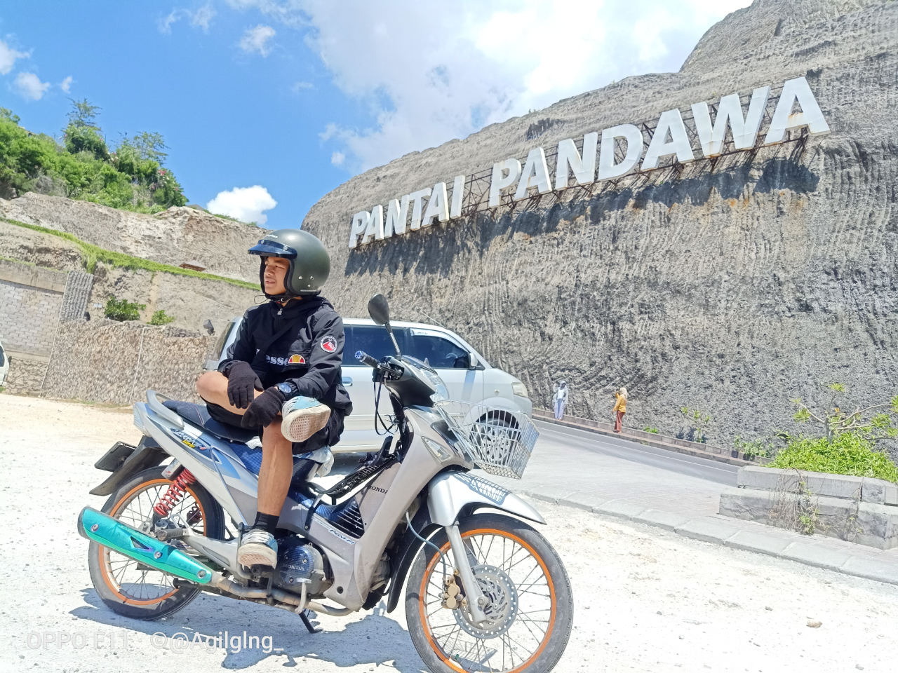 TOURING PERTAMAKALI LANGSUNG KE BALI PAKAI SUPRA 125!
