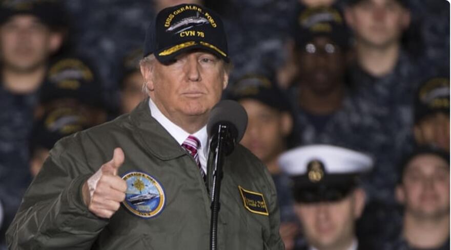 Trump Tandatangani Perintah Eksekutif untuk Menambang Bulan