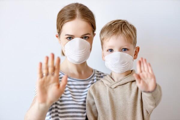 9 Kesalahan dalam menggunakan masker, No.3 pasti banyak yang lakuin!!!