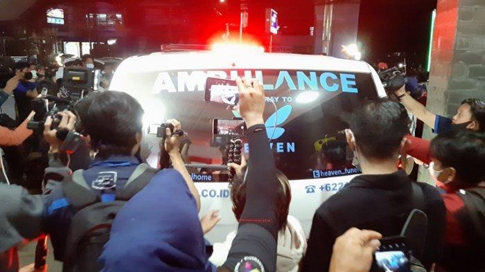 Mengenal Meningitis, Penyakit Glen Fredly yang Serupa Dengan Olga Syahputra