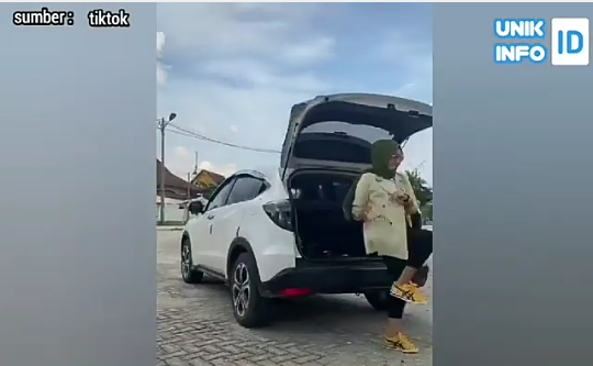 Heboh di Tik Tok, Challenge Joget dengan Latar Bagasi Mobil Terbuka! Pamer Bukan?