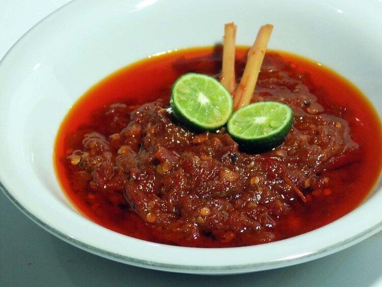 Cintaku Disambal Setan