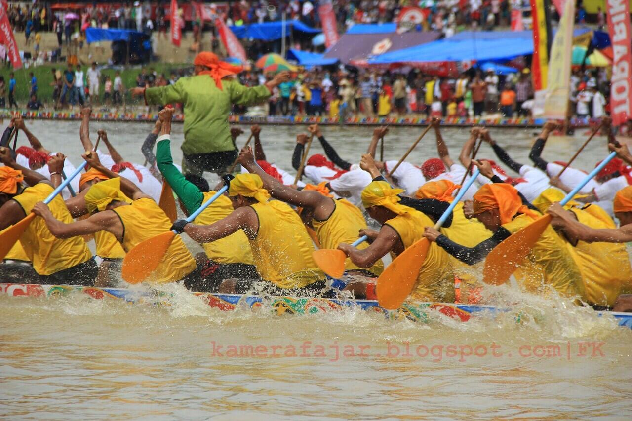 PACU JALUR : Tradisi Unik dari Kuantan Singingi, Riau