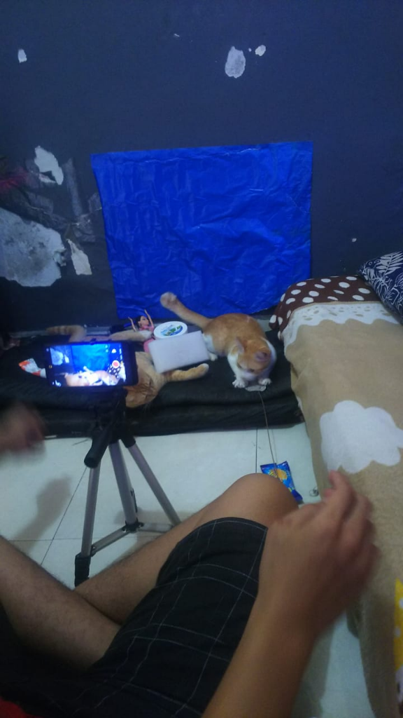Bikinin Film Buat Kit &amp; Kimpoi