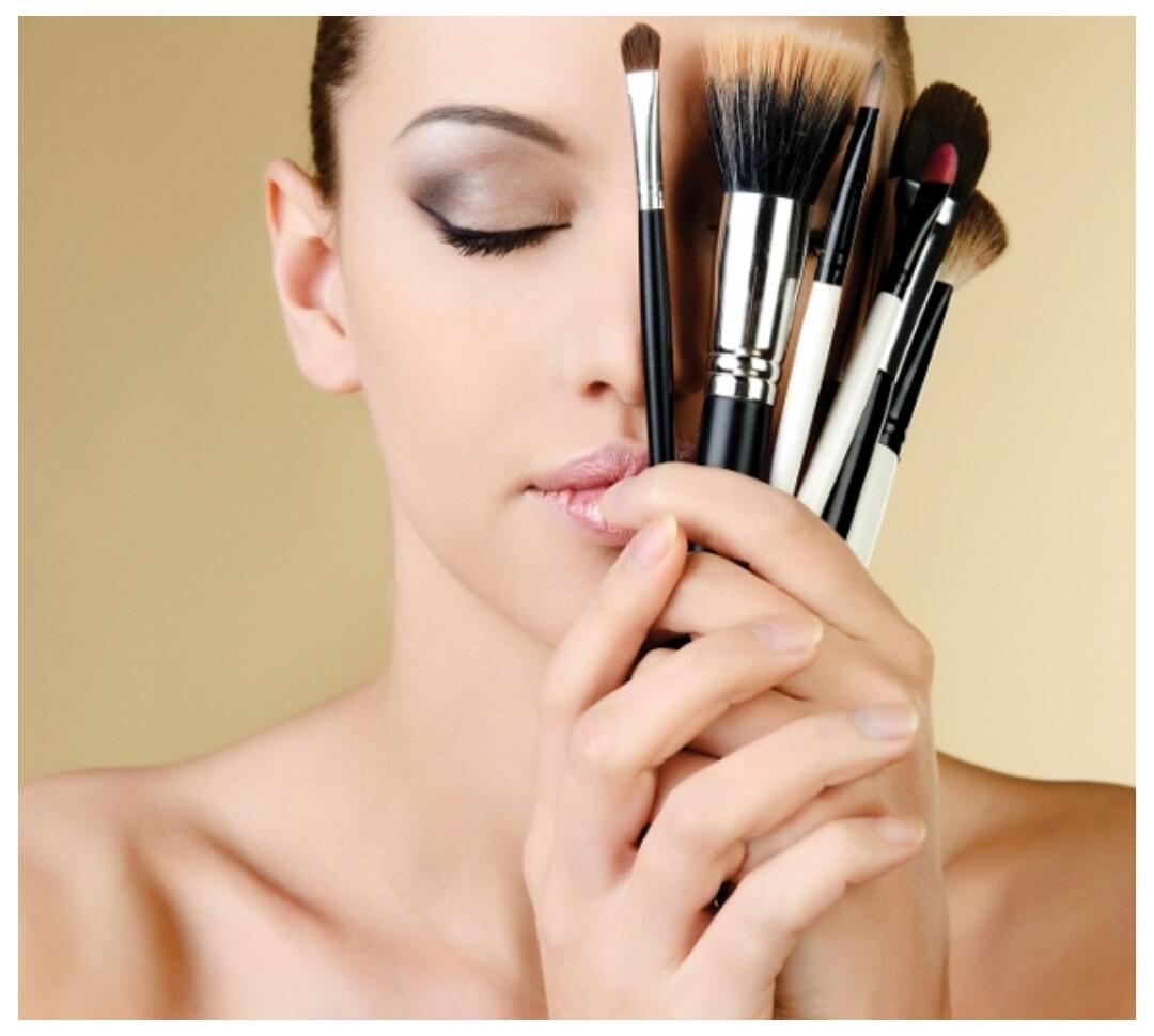 Cantik Dengan Make-Up? Sah-Sah Saja, Kok!