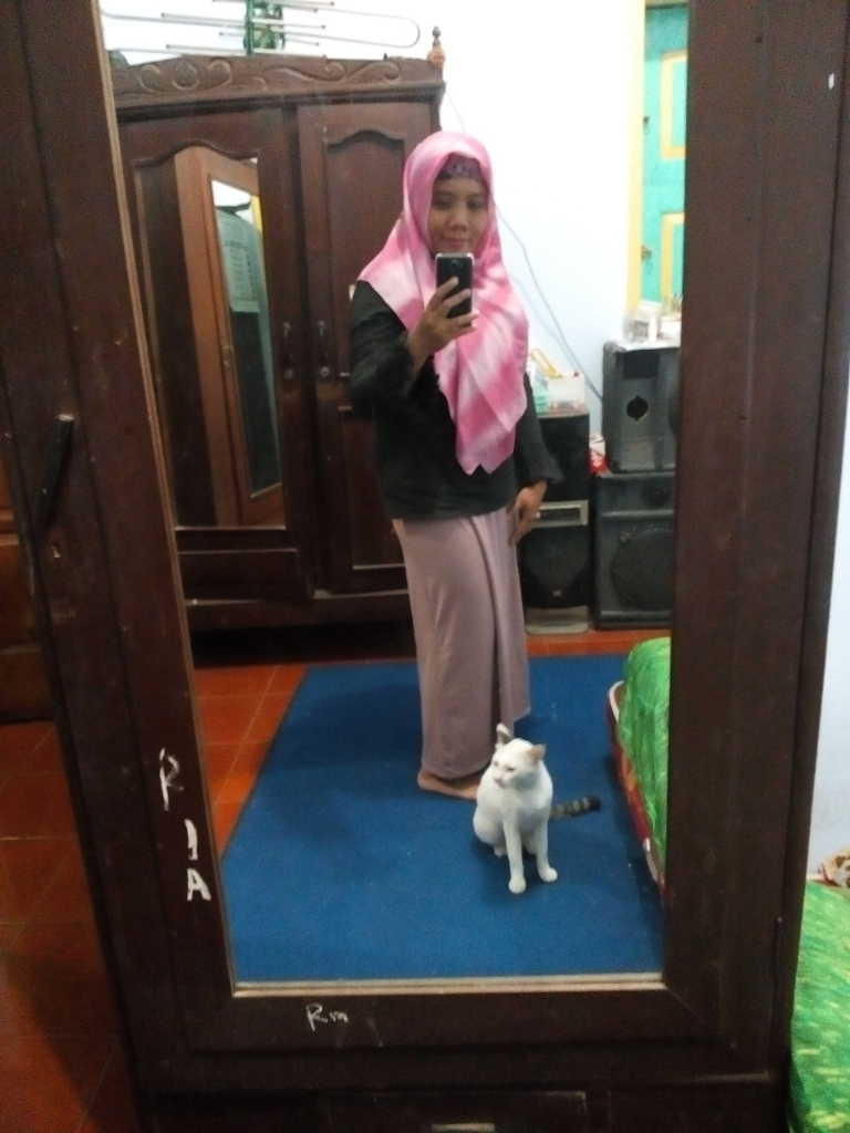 Antara Edward dan Ane, A Sweet Story of My Lovely Cat!