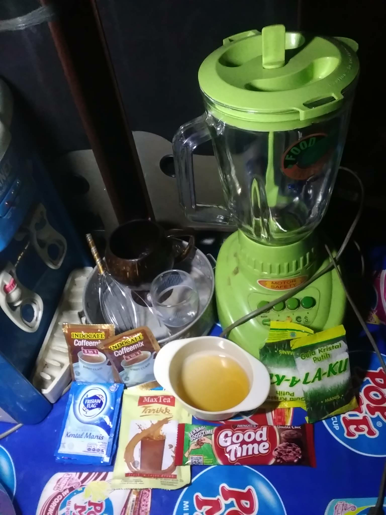&#91;COC_COOKING 2020&#93; Pecinta Kopi Sejati Pantang Menyerah Bikin Dalgona Cofee!