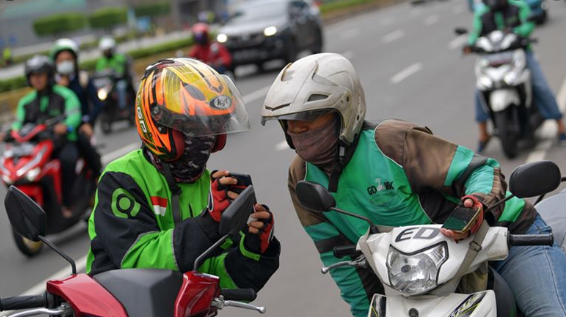 Pemerintah Akhirnya Izinkan Ojol Angkut Penumpang saat PSBB