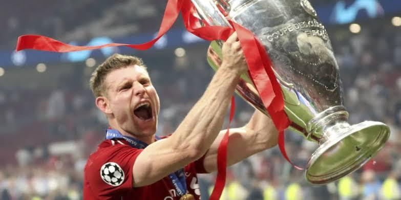 10 Pemain Dengan Penampilan Terbanyak Di Liga Primer Inggris, Nomor 1 Mengejutkan