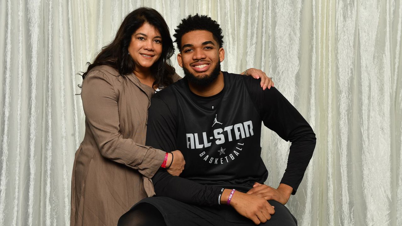 Ibunda Pebasket NBA, Karl-Anthony Towns Meninggal Dunia karena Virus Corona