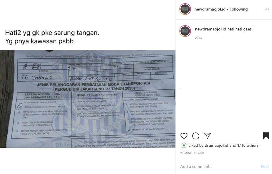 Awas Aturan Ekstra, Pemotor Ini Kena Tilang karena Tak Pakai Sarung Tangan