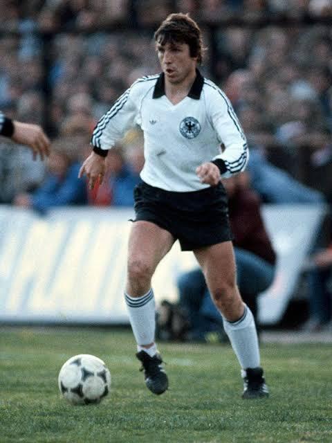 Ini 5 Pencetak gol terbanyak di masing-masing 5 liga top Eropa, apa ada idola kamu?