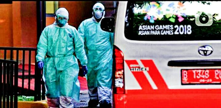 Kisah Ika Satu satunya Relawan Perempuan Yang Jadi Sopir Ambulans Pasien Corona