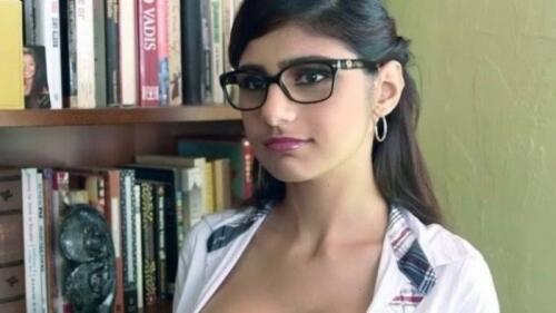 Setelah Fakum 5 Tahun Dari Film Dewasa, Mia Khalifa Mau Balik Lagi??? 