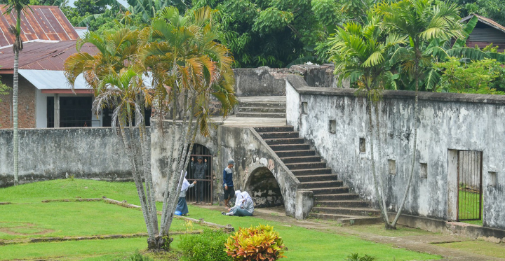 Benteng Balangnipa. Saksi Sejarah Rumpa'na Mangarabombang