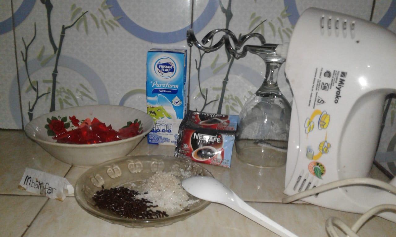 &#91;COC_Cooking2020&#93; Mengulas Proses Pembuatan Dalgona, Dengan dan Tanpa Mixer 