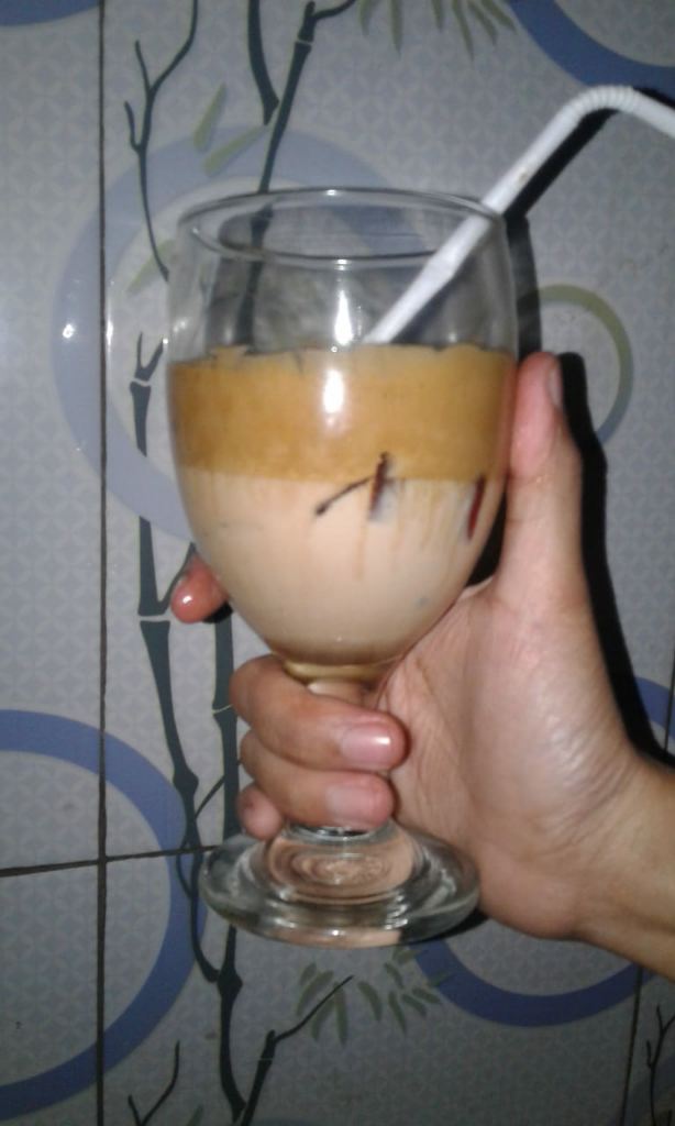&#91;COC_Cooking2020&#93; Mengulas Proses Pembuatan Dalgona, Dengan dan Tanpa Mixer 