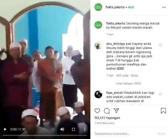 Viral Video Warga Caci Maki Ustaz di Dalam Masjid, Warganet: Tak Ada Akhlak