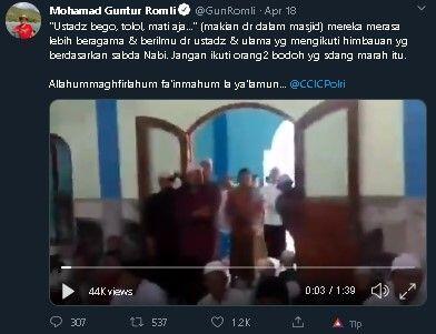 Viral Video Warga Caci Maki Ustaz di Dalam Masjid, Warganet: Tak Ada Akhlak