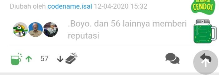 Menolong Nyebrangin Orang Lanjut Usia