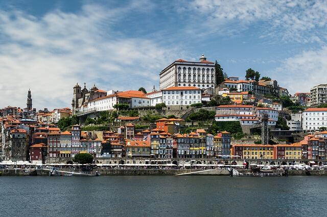 10 Destinasi Liburan Terbaik Portugal