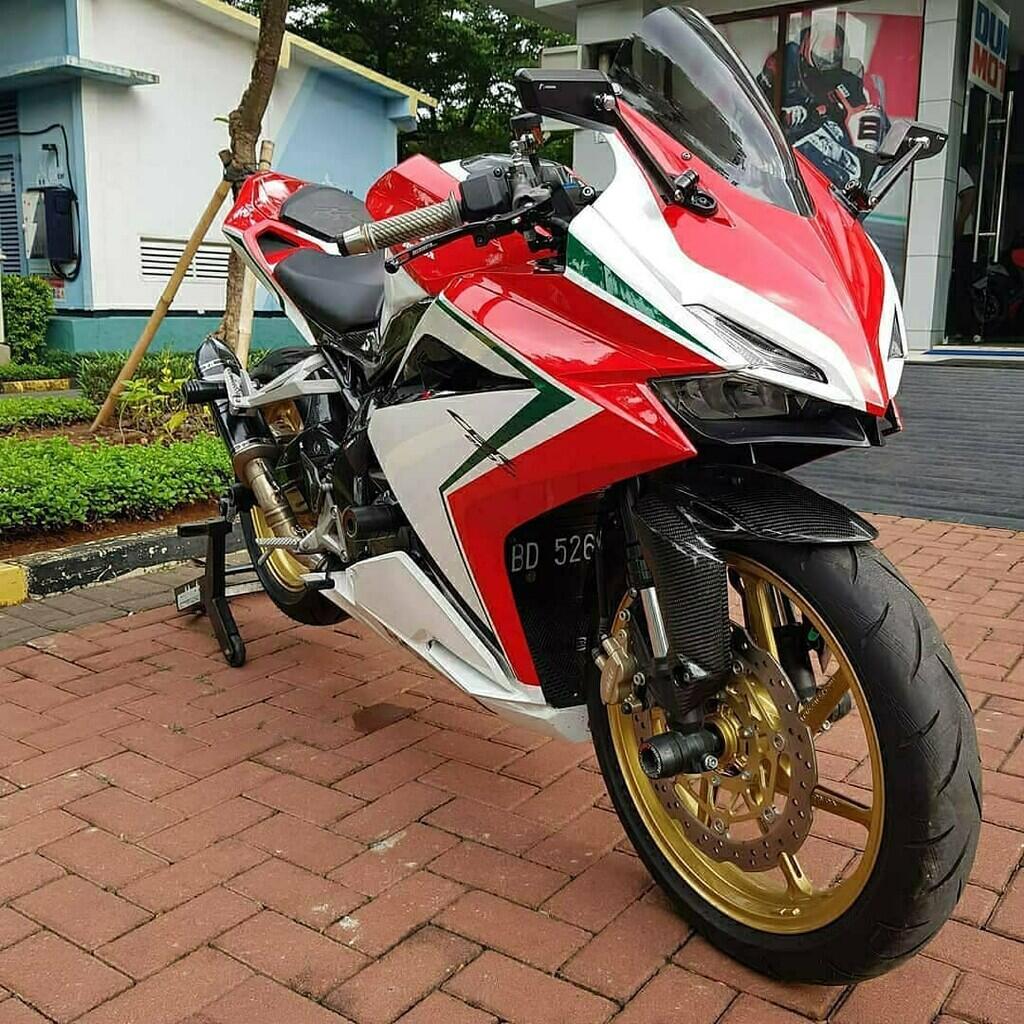 Modif CBR250RR Macam Macam Pakai Akra Ori