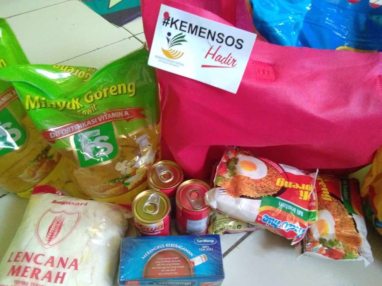 Mendapat Bantuan Sembako Dikala Corona