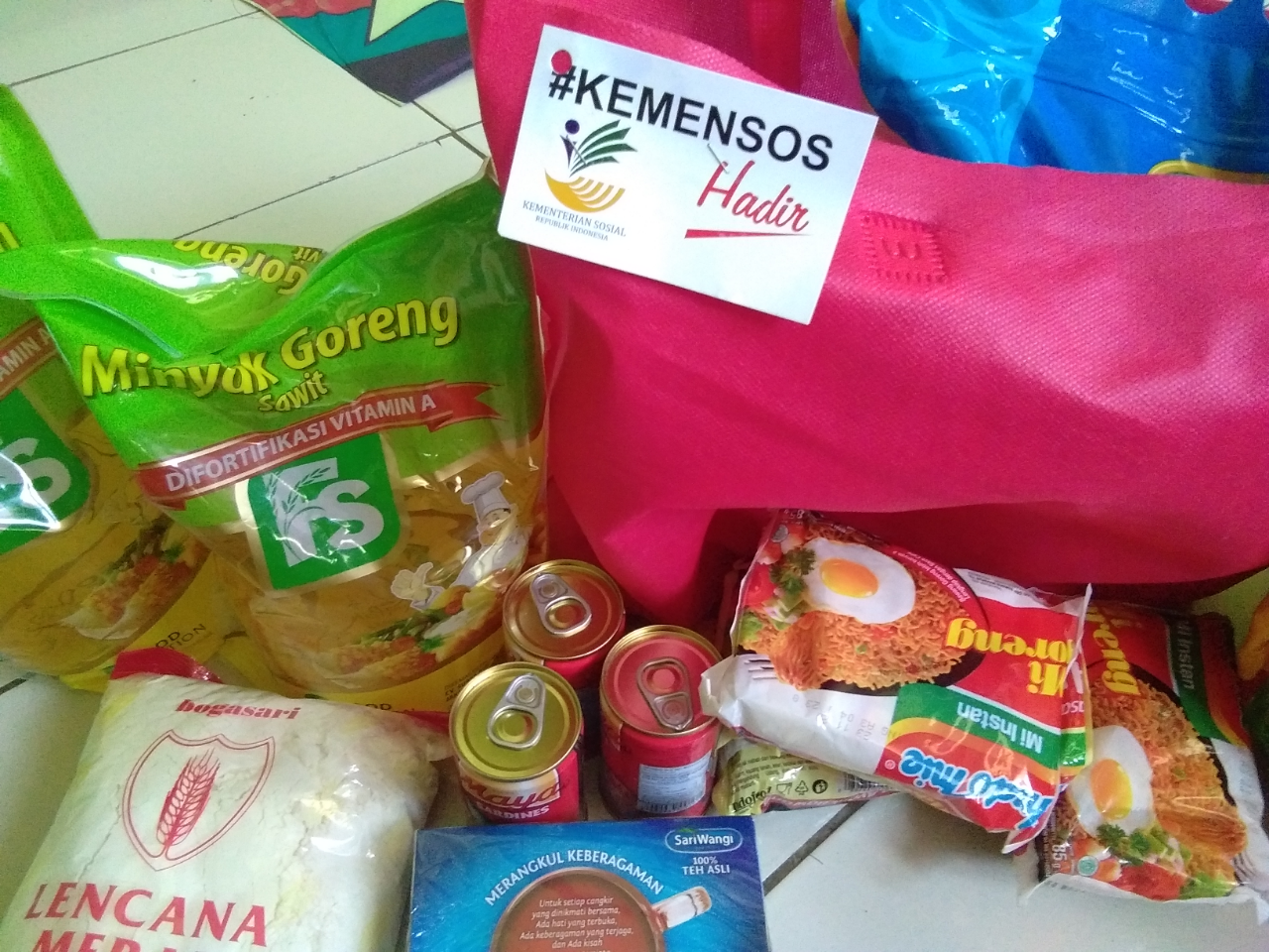 Mendapat Bantuan Sembako Dikala Corona