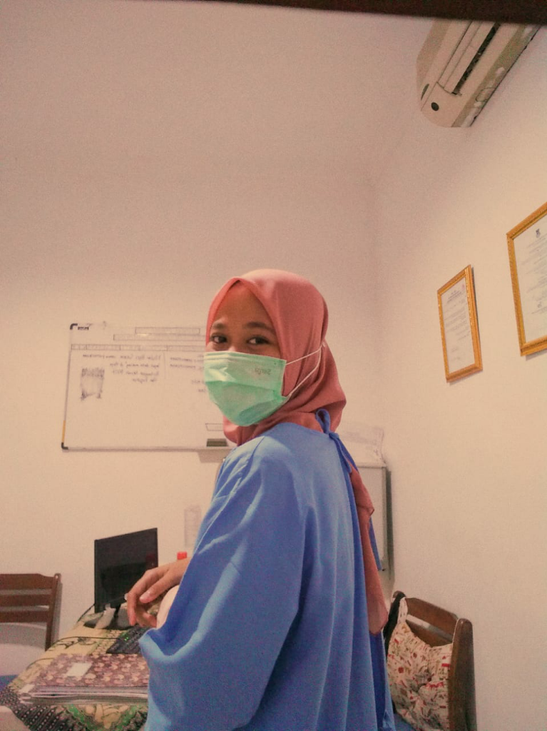 Tetap Rebahan di Rumah dan Mendukung Tenaga Medis