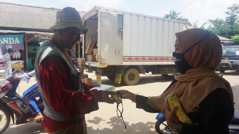 Dengan Kemampuan Menjahit, Aku Berbagi Kebaikan Untuk Mereka Yang Membutuhkan