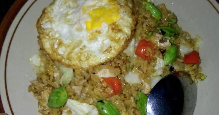 Menyebarkan Kebaikan Melalui Hal Kecil Ketika Mencuci Peralatan Makan Di Rumah Nenek