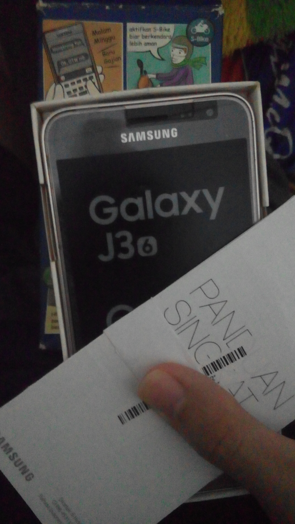 HP Di Tahan Nyala. Di Lepas Matot Please help!!
