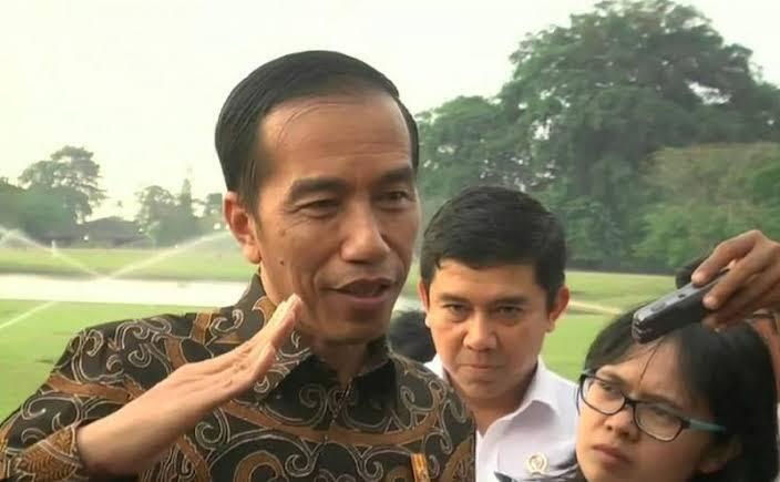 Begini Strategi Jokowi Bendung Badai PHK di Sektor Riil

