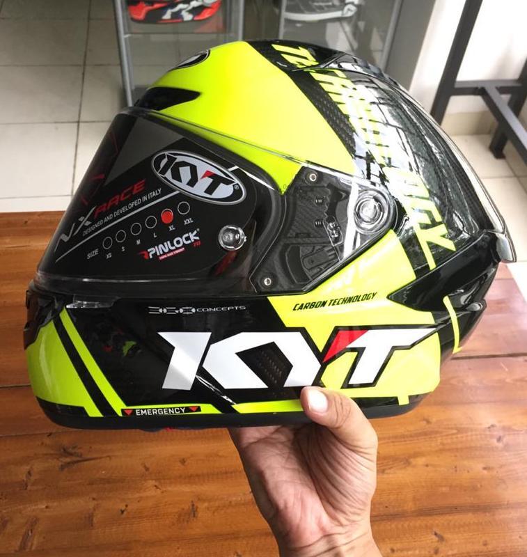 Helm KYT yang Super-Enteng... Siap Pakai Intercom Sena