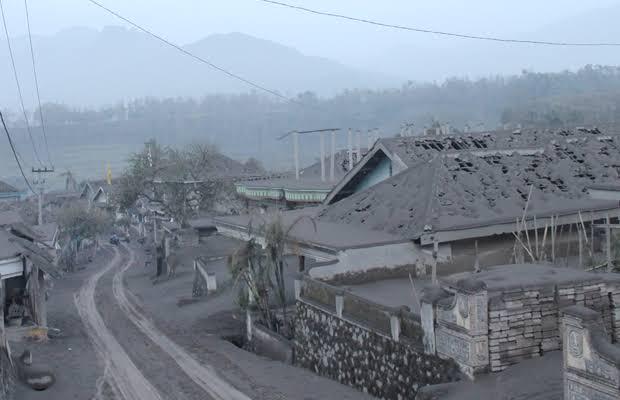 Sedikit Bercerita Pengalaman Saya Pribadi Menjadi Relawan Bencana Erupsi Gunung Kelud