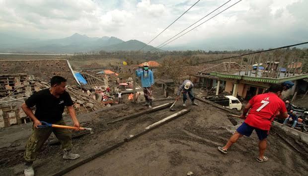 Sedikit Bercerita Pengalaman Saya Pribadi Menjadi Relawan Bencana Erupsi Gunung Kelud