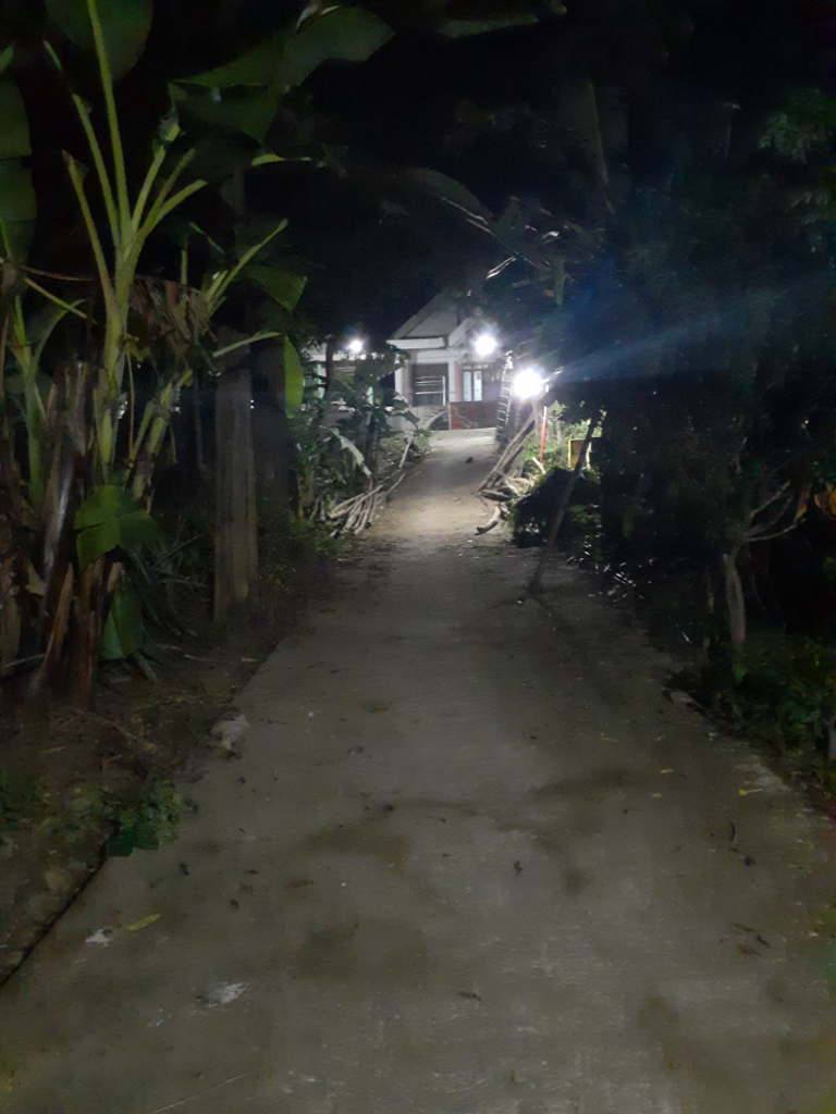 awalnya gelap gulita, sekarang tidak lagi.