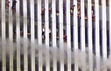 The Jumpers : Fenomena Tragis saat Tragedi 9/11 di Menara Gedung World Trade Center 