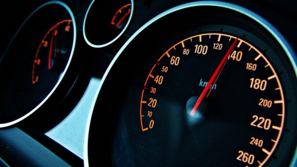 Percaya Gak, Ternyata Jarum Speedometer Menipu!