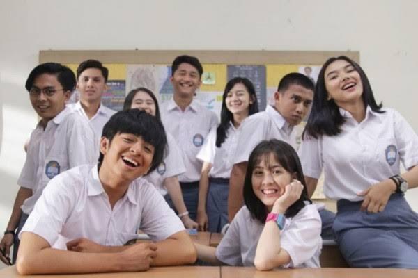 Kisah Cinta Anak Sma