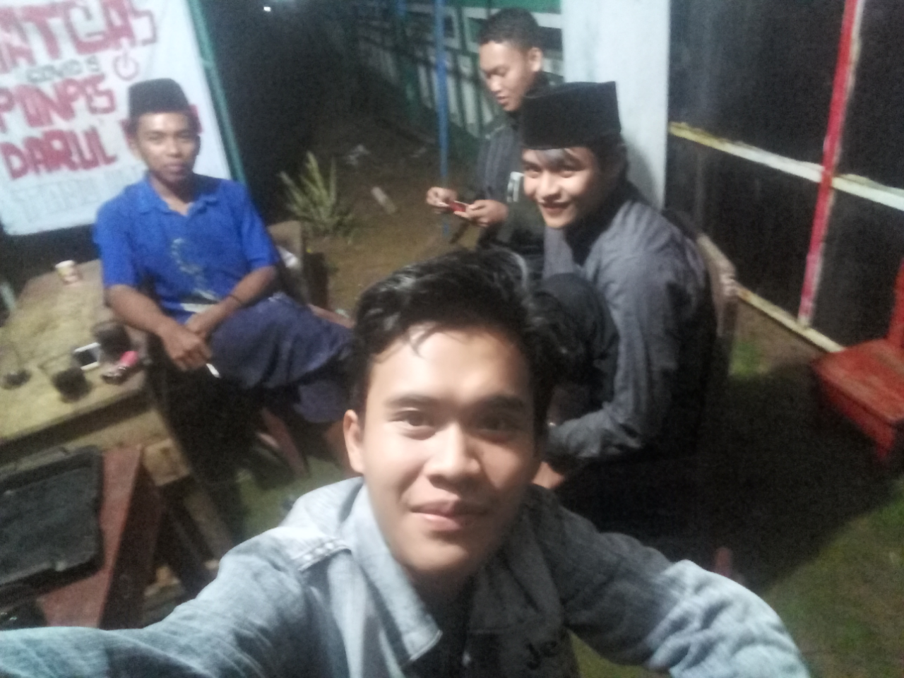 Silaturahmi Mini di Bulan Ramadhan Suasana Pandemi, Jaga Posko Keamanan Covid-19!