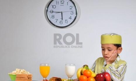 6 Langkah Mudah Mengajari Anak Agar Mau Berpuasa, Dicoba Yuk Bund!
