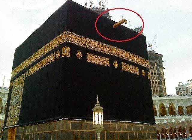 Kasus Pencurian Hajar Aswad dan Tumpukan Jasad di Sumur Zamzam