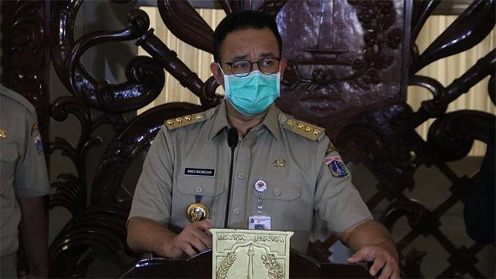 Covid-19, Anies Baswedan Minta Warga Tidak Bersedekah di Jalanan