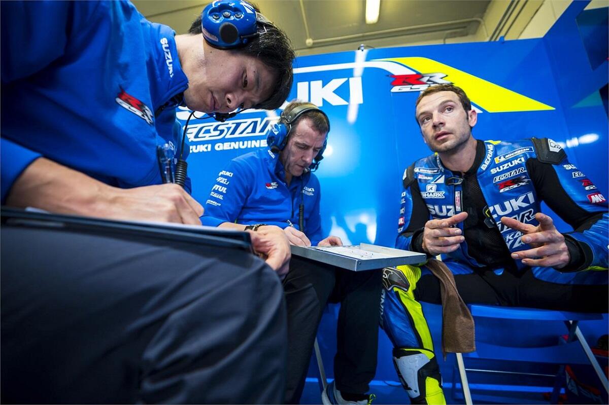 Kenapa Para Pembalap MotoGP Setiap Belok Selalu Ngeluarin Kaki? Ini Jawabannya