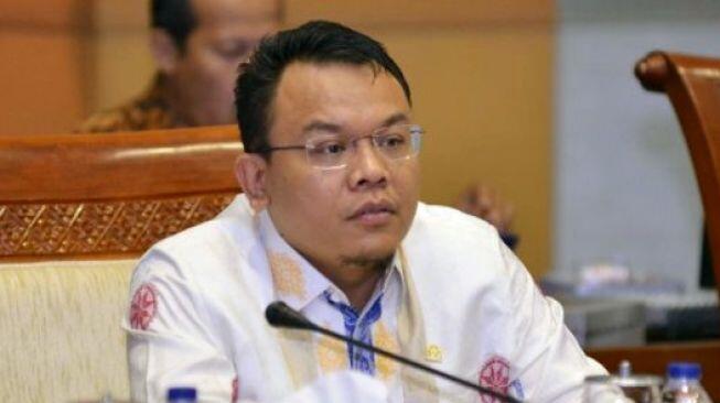 DPR : Larangan Mudik harus Diikuti Sanksi Tegas