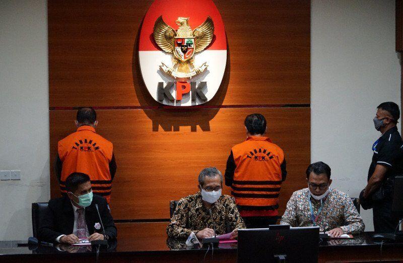 KPK Tahan Ketua DPRD Muara Enim