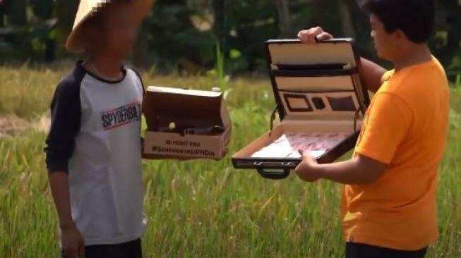 Tuai Cibiran! YouTuber Ini Tawarkan Uang Rp 10 Juta Agar Orang Mau Batalkan Puasa