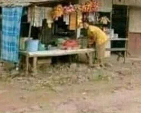 Kebaikan Kecil Untuk Tetangga. Yuk Kita Lakukan Pasti Kita Bisa.